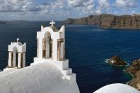 [b]Unveiling Santorini:[/b]